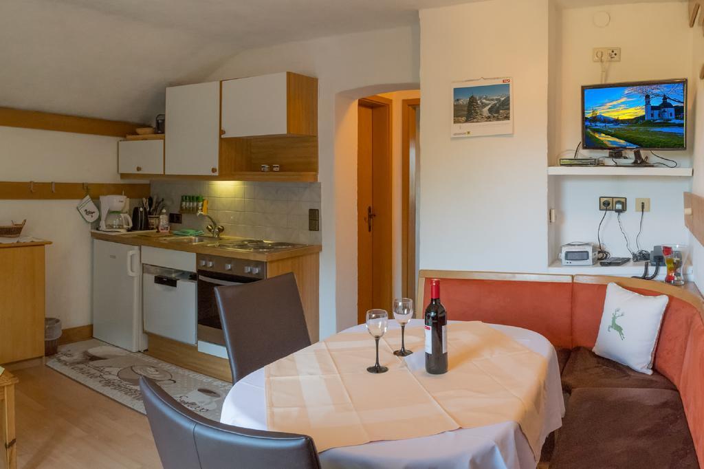 Haus Steinroeschen Apartment Seefeld in Tirol Exterior photo